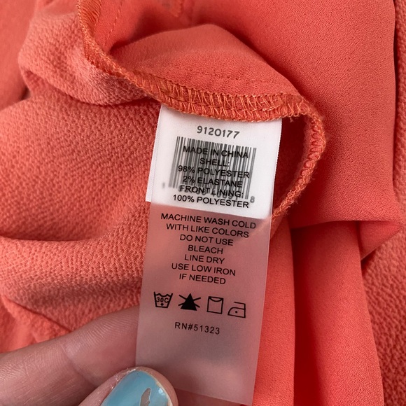 Vince Camuto Pink V-Neck Blouse - Picture 5 of 5